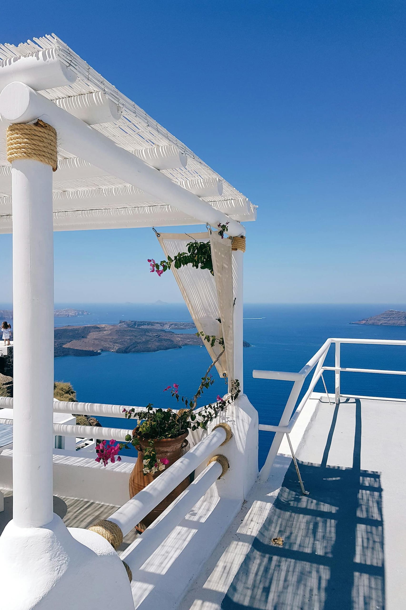 Blue-line-travel-bg-img-tmg (2)